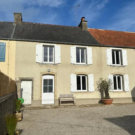 Maison Portbail Holiday home *